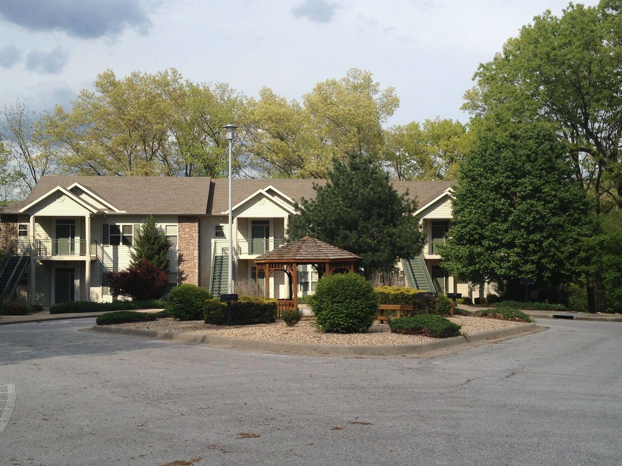 The Greens II At Bella Vista Village Exterior photo